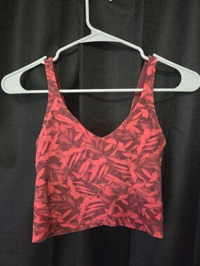 Lululemon Align Cropped Tank Top in a Spray Leaf Fireside Red - Size 4 -